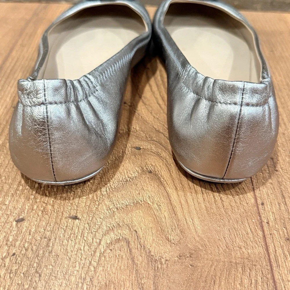 Tory Burch Leather Reva Silver Metallic Ballet Flats Elastic Back Size 7 M - Picture 6 of 8
